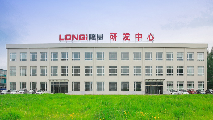 24厚籃球場地木地板價格是多少錢？