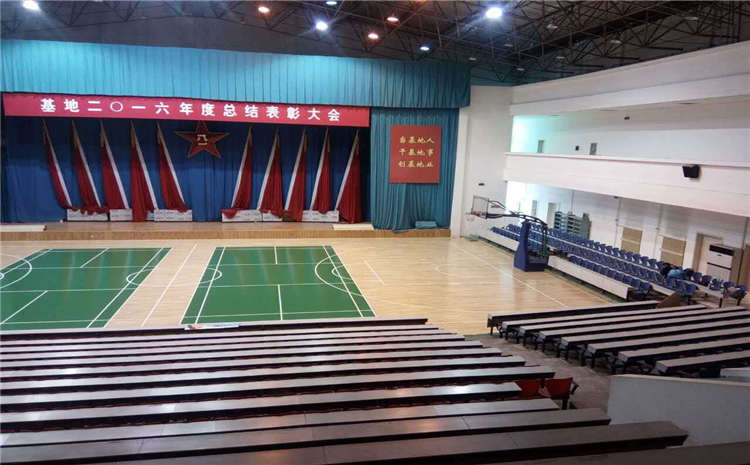 指接板籃球場地木地板造價是的多少？