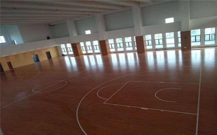 進(jìn)口體育地板怎么安裝